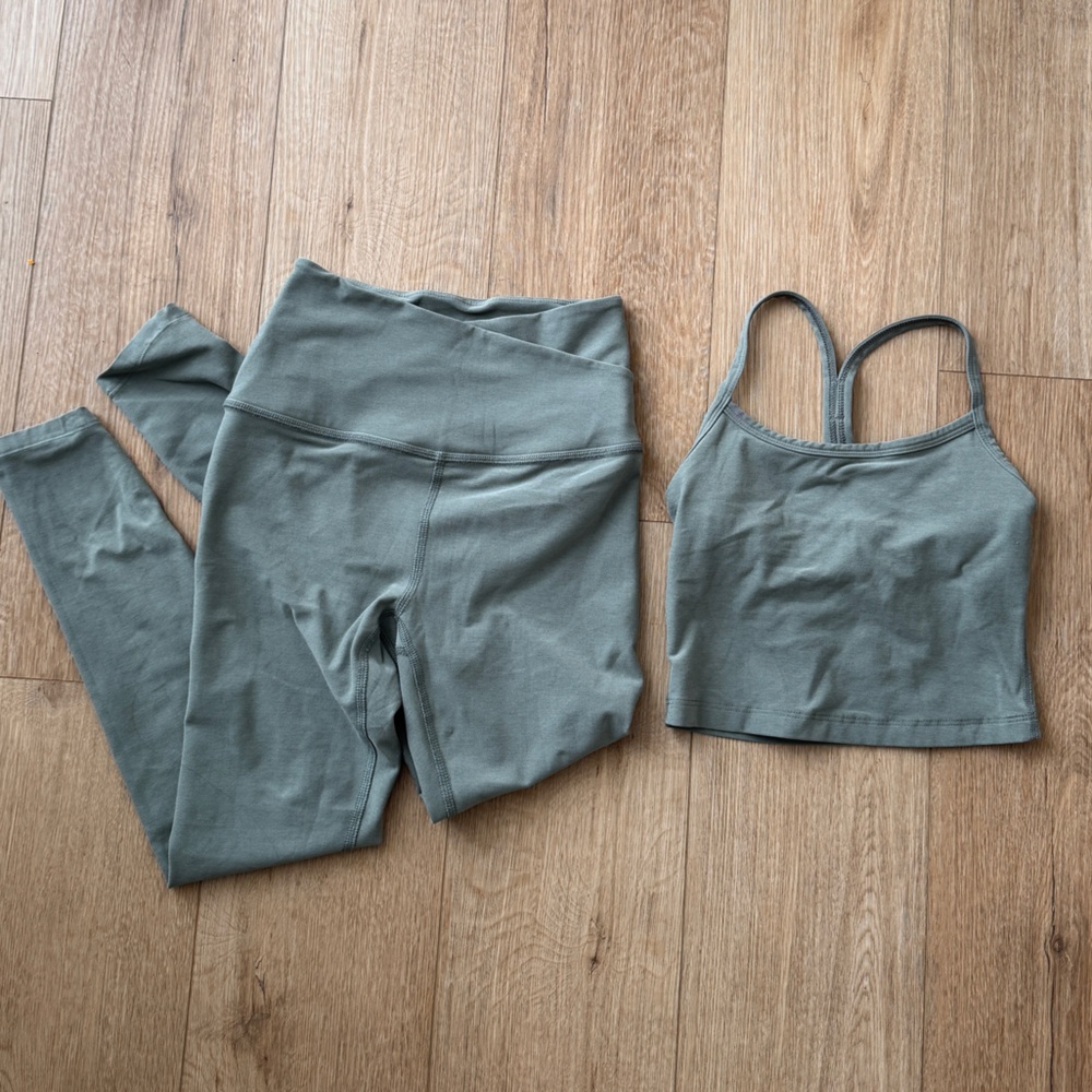 Beyond Yoga Green Spacedye Set
